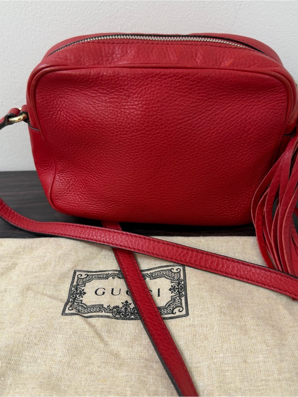 Gucci Soho Disco Red Leather Crossbody Bag GG Logo Tassel Camera Bag Authentic - Picture 6 of 13